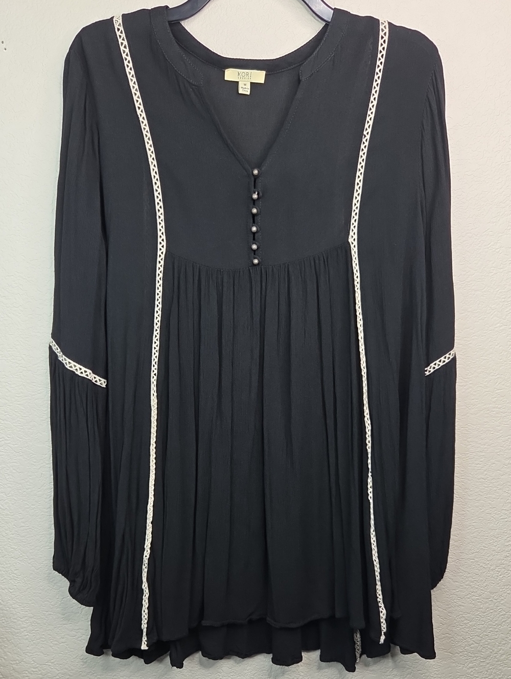 Kori Black Long-Sleeve Tunic with Cream Lace Trim
